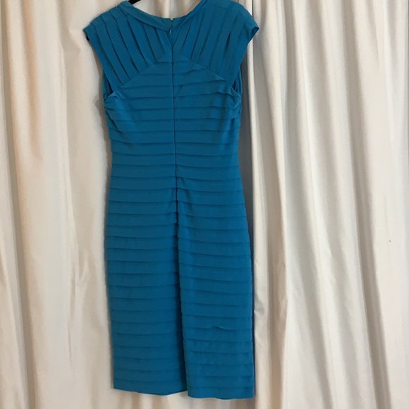 Blue dress in perfect condition! - Picture 4 of 4